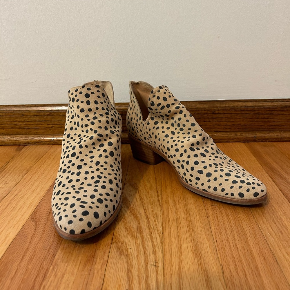Dolce Vita leopard heeled booties